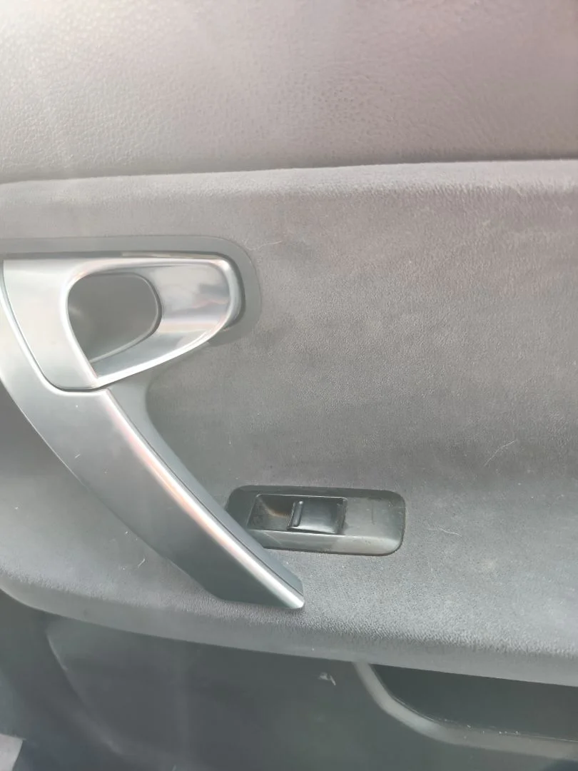 Foto de ELEVALUNAS TRASERO DERECHO NISSAN PRIMERA BERLINA (P12) 1.9 16V Turbodiesel CAT (120 CV / 88 KW) referencia 82720AV600