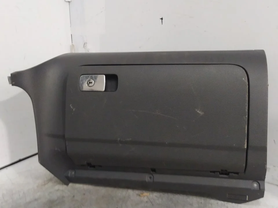 Foto de GUANTERA VOLKSWAGEN GOLF V (1K1)(10.2003) 1.9 TDI (90 CV / 66 KW) referencia 1K1857290