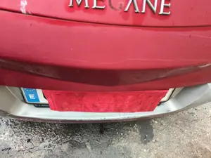 Foto de REFUERZO PARAGOLPES TRASERO RENAULT MEGANE II BERLINA 5P 1.5 dCi Diesel (106 CV / 78 KW)