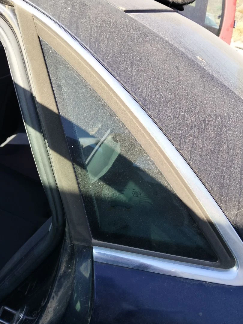 Foto de LUNA CUSTODIA TRASERA IZQUIERDA AUDI A4 BERLINA (8E) 1.9 TDI (131 CV / 96 KW)