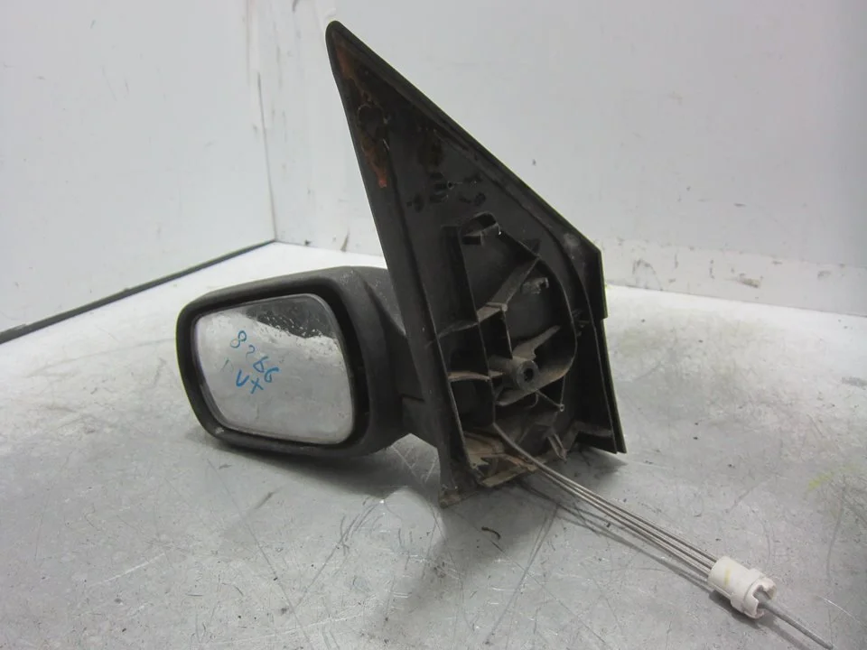 Foto de RETROVISOR IZQUIERDO FORD FIESTA (CBK) 1.4 TDCi CAT (68 CV / 50 KW) referencia E11015782