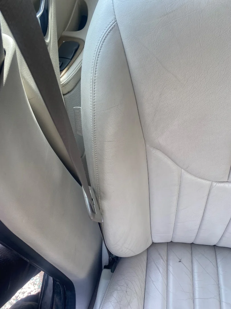 Foto de CINTURON SEGURIDAD DELANTERO DERECHO JAGUAR S-TYPE (03.1999) 3.0 V6 24V CAT (238 CV / 175 KW) referencia XR8 26746 FKZ