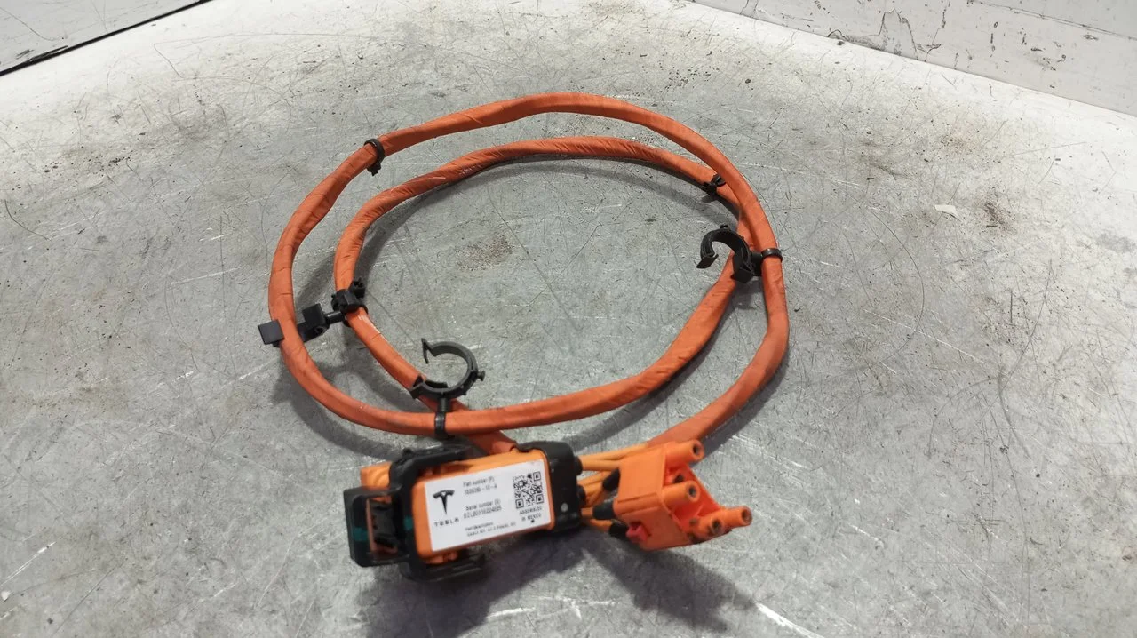 Foto de NO IDENTIFICADO TESLA MODEL 3 eléctrico 258 kW (cont. 153 kW) (350 CV / 258 KW) referencia 1509395-00-A