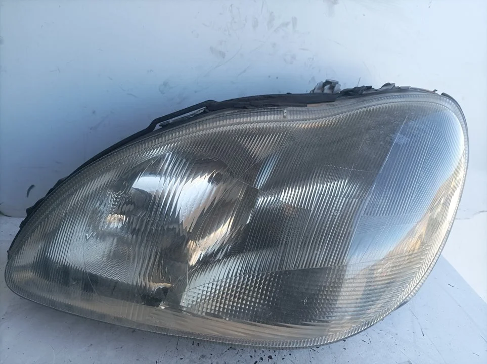 Foto de FARO IZQUIERDO MERCEDES-BENZ CLASE S (BM 220) BERLINA referencia 0301153271