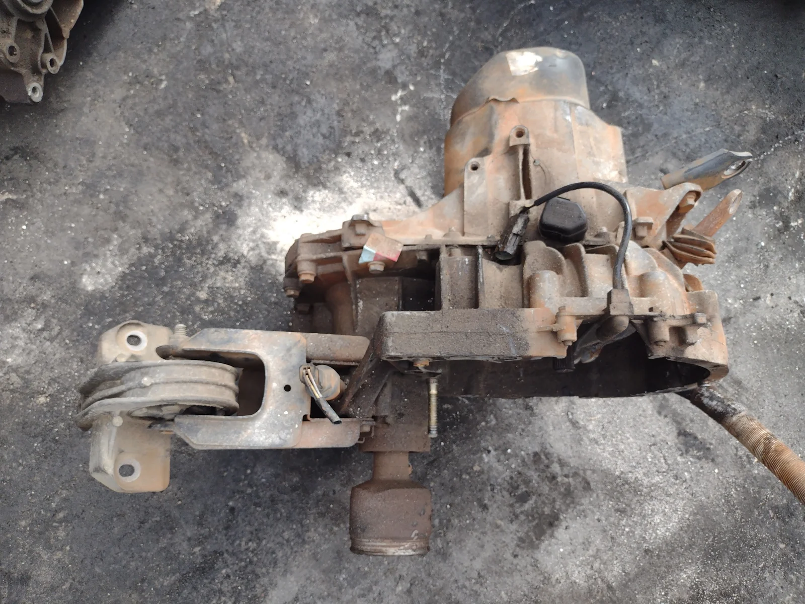 Foto de CAJA CAMBIOS RENAULT MEGANE I BERL./ BERL. CON PORTÓN (BA0) referencia JB1095