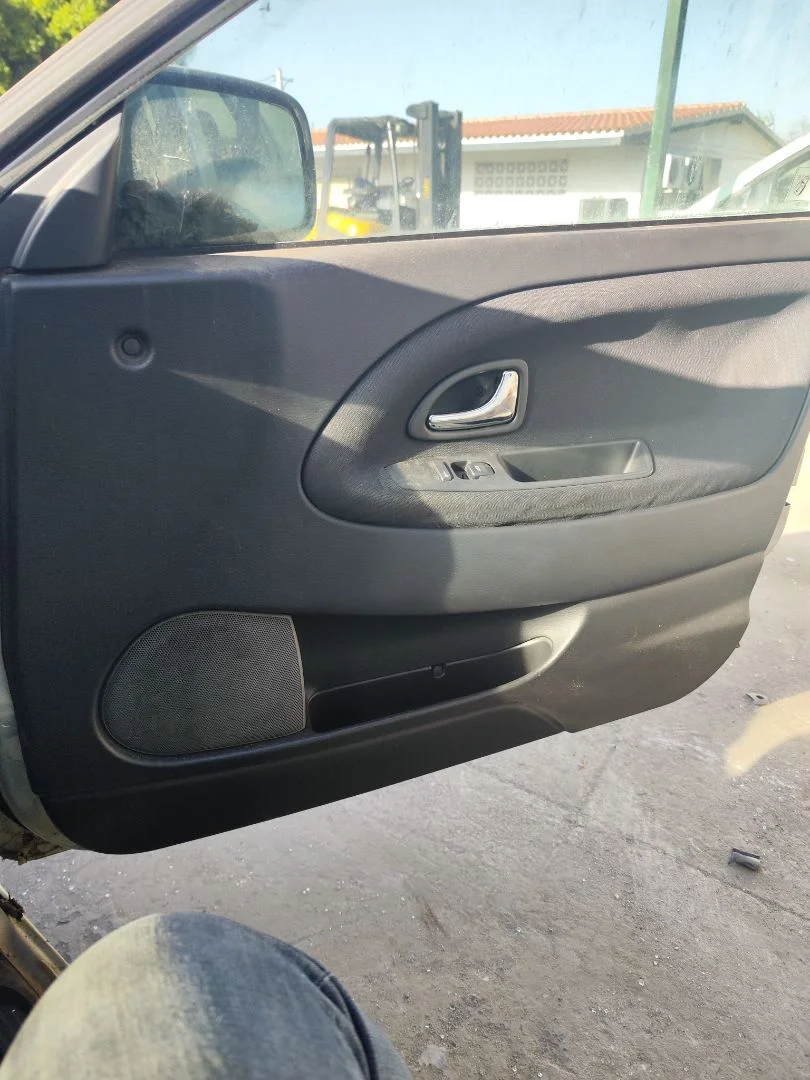 Foto de GUARNECIDO PUERTA DELANTERA DERECHA VOLVO S40 BERLINA 1.9 Diesel CAT (116 CV / 85 KW) referencia 30867929