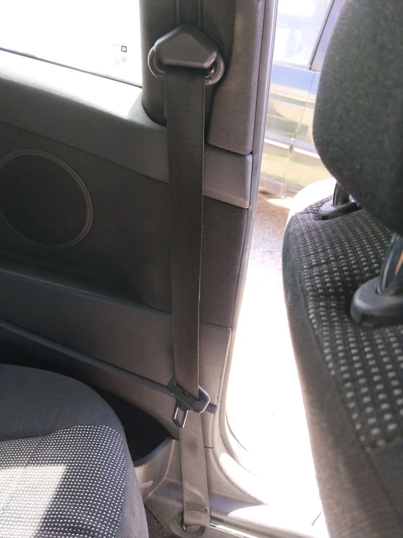 Foto de CINTURON SEGURIDAD DELANTERO IZQUIERDO OPEL ASTRA H GTC 1.9 CDTI (120 CV / 88 KW)