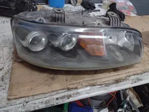 Foto de FARO DERECHO FIAT II PUNTO (188) BERLINA referencia 89100451
