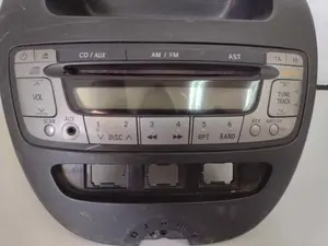 Foto de SISTEMA AUDIO / RADIO CD PEUGEOT 107 referencia 861200H010 foto 10