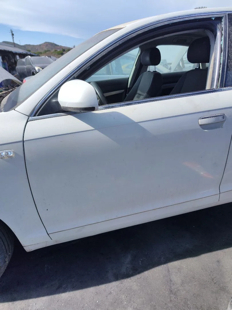 Foto de PUERTA DELANTERA IZQUIERDA AUDI A6 AVANT (4F5) 2.0 16V TFSI (170 CV / 125 KW) referencia 4F0831051F