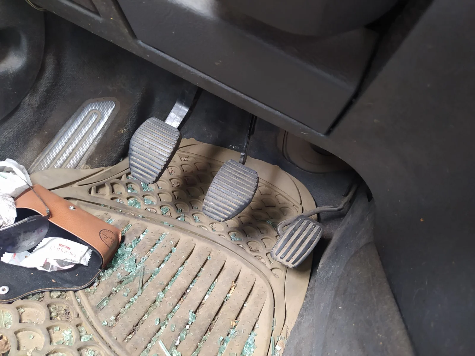Foto de PEDAL FRENO CITROEN C5 BERLINA 2.0 HDi (109 CV / 80 KW) referencia 4501L2