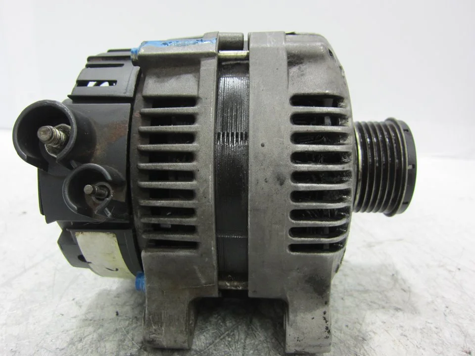 Foto de ALTERNADOR CITROEN C8 2.0 HDi FAP CAT (107 CV / 79 KW)