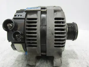Foto de ALTERNADOR CITROEN C8 2.0 HDi FAP CAT (107 CV / 79 KW)
