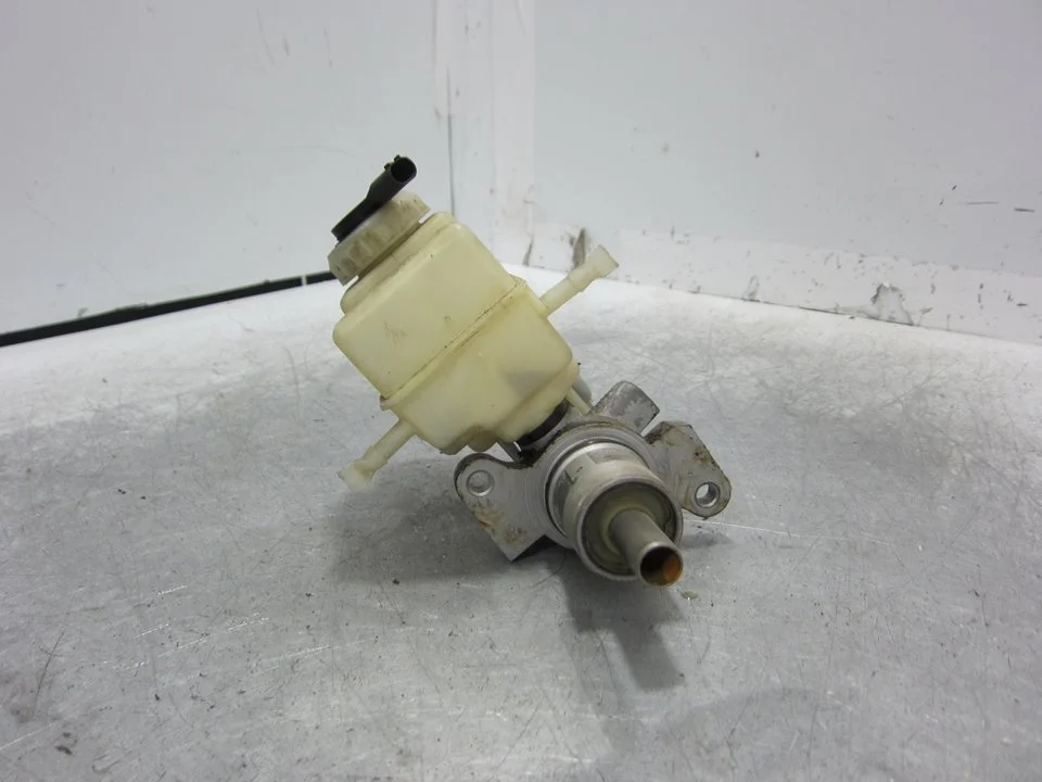Foto de BOMBA FRENO BMW SERIE 5 BERLINA (E39) 3.0 24V Turbodiesel CAT (184 CV / 135 KW) referencia 320671502