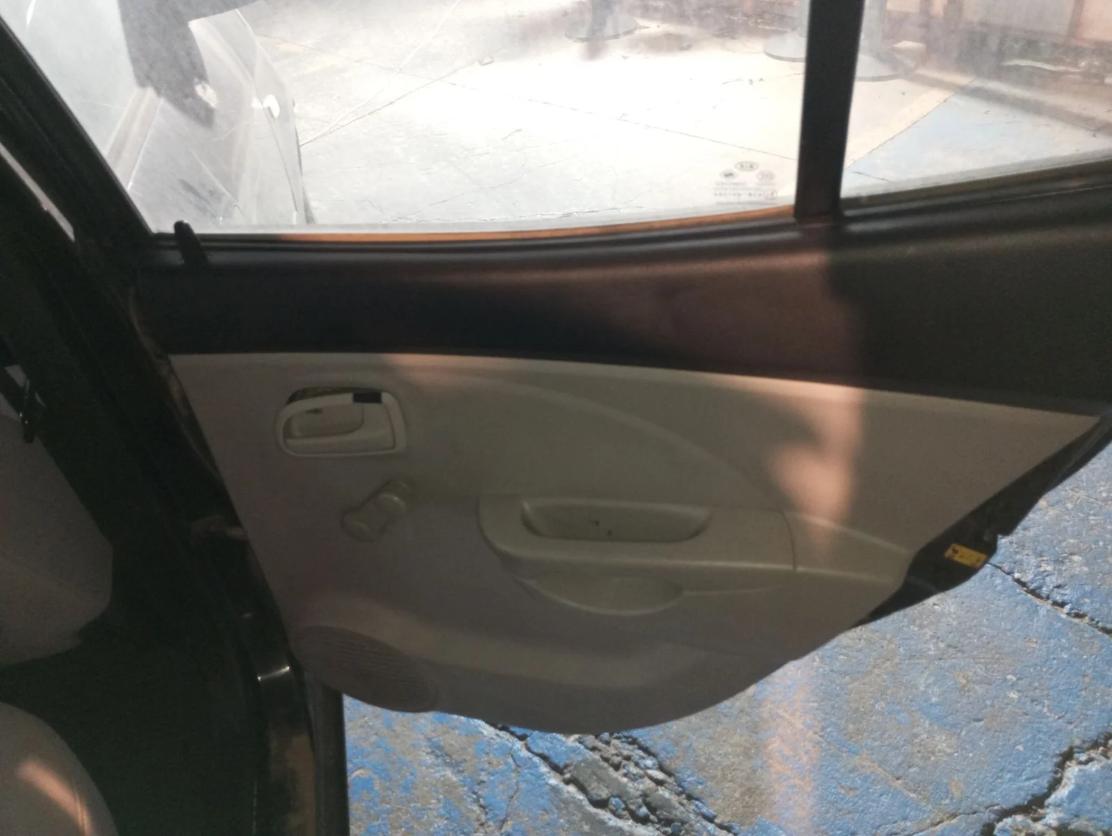 Foto de ELEVALUNAS TRASERO DERECHO KIA PICANTO (SA) 1.1 CAT (65 CV / 48 KW) referencia 8340207000