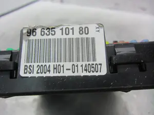 Foto de NO IDENTIFICADO CITROEN C4 PICASSO 1.6 16V HDi FAP (109 CV / 80 KW) referencia 9663510180 foto 4