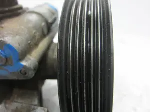 Foto de BOMBA DIRECCION FORD TRANSIT CONNECT (TC7) 1.8 TDCi CAT (75 CV / 55 KW) referencia 2T143A696AE foto 5
