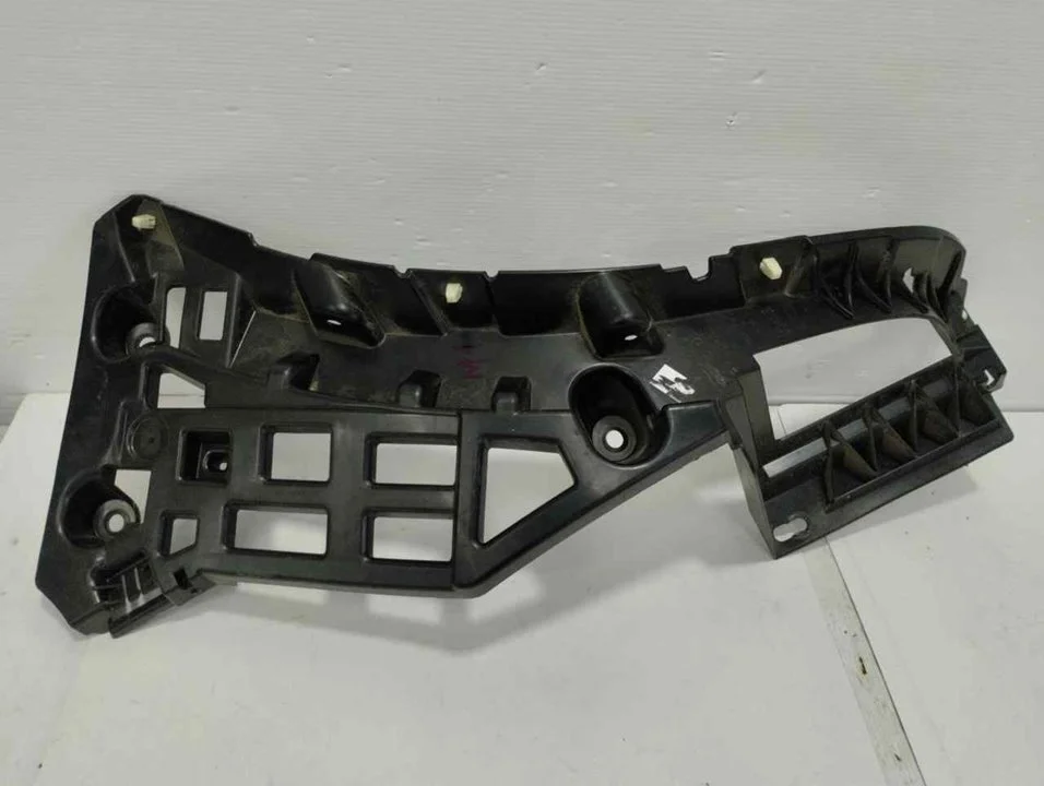 Foto de SOPORTE PARAGOLPES TRASERO PORSCHE MACAN (95BA) referencia 95B807254C