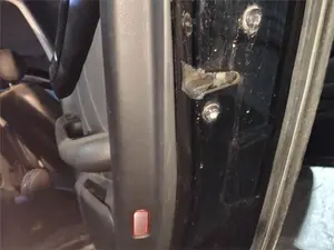 Foto de CERRADURA PUERTA TRASERA DERECHA AUDI ALLROAD QUATTRO QUATTRO (4B5)
