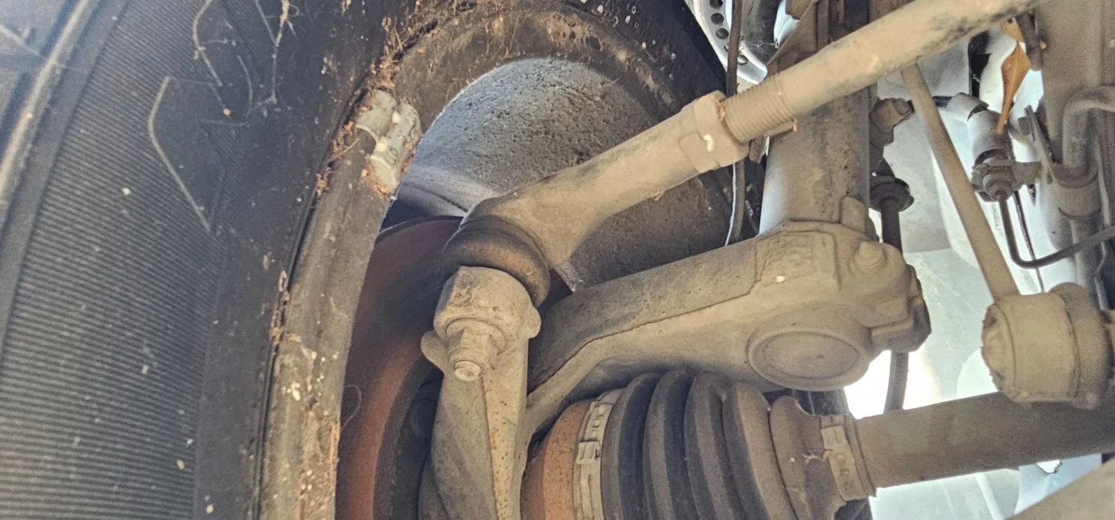 Foto de MANGUETA DELANTERA IZQUIERDA FORD MONDEO BERLINA (GE) 2.0 16V DI TD CAT (116 CV / 85 KW) referencia 1763058