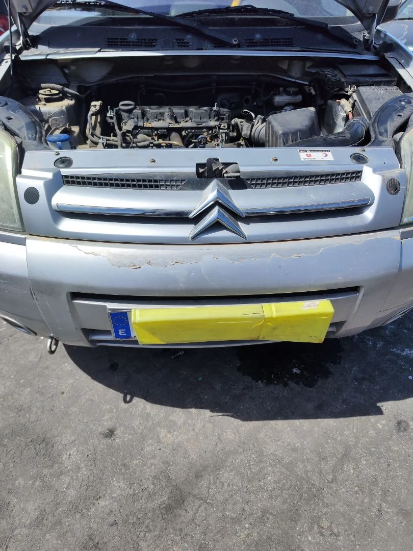 Foto de REJILLA DELANTERA CITROEN BERLINGO 2.0 HDi CAT (RHY / DW10TD) (90 CV / 66 KW)
