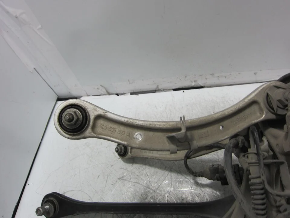 Foto de BRAZO SUSPENSION SUPERIOR TRASERO IZQUIERDO PORSCHE CAYENNE (TIPO 92A) referencia 7L0505375A