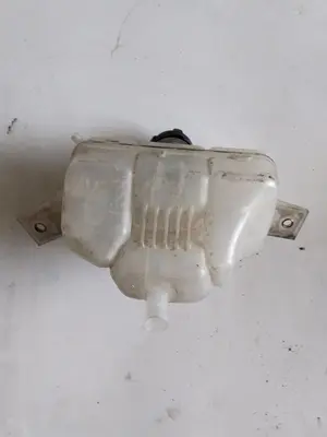 Foto de DEPOSITO EXPANSION NISSAN QASHQAI (J11E) 1.2 16V CAT (116 CV / 85 KW) referencia 217114EA0A foto 5