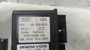 Foto de MOTOR ELEVALUNAS DELANTERO DERECHO AUDI A4 BERLINA (8E) 2.0 16V TDI (170 CV / 125 KW) referencia 8E1959802H foto 5