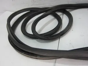 Foto de GOMAS CONTORNO PUERTA PORSCHE MACAN (95BA) foto 2