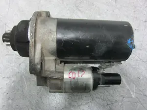 Foto de MOTOR ARRANQUE VOLKSWAGEN GOLF V (1K1)(10.2003) 1.9 TDI (105 CV / 77 KW) referencia 0001123012 foto 4