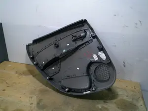 Foto de GUARNECIDO PUERTA TRASERA DERECHA RENAULT CLIO IV GRANDTOUR 0.9 Energy (90 CV / 66 KW) referencia 829A08244R foto 3