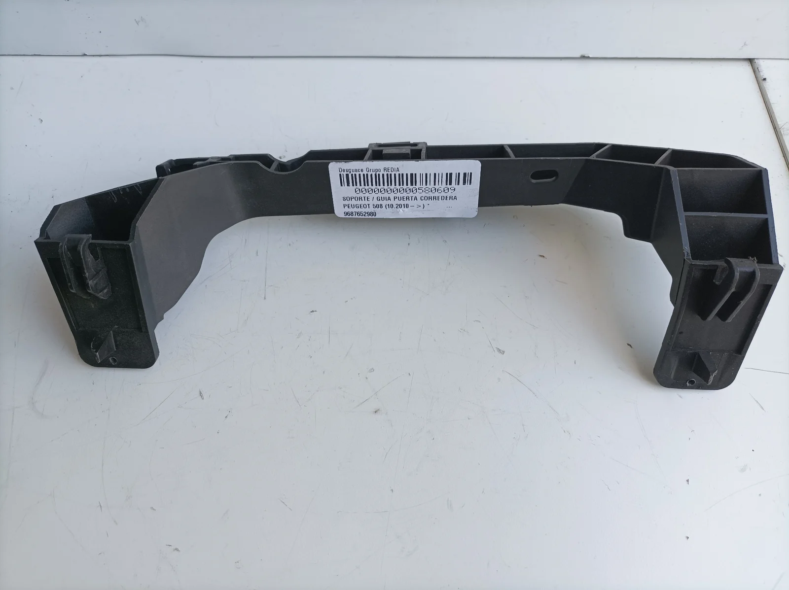 Foto de SOPORTE / GUIA PUERTA CORREDERA PEUGEOT 508 referencia 9687652980