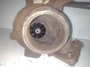 Foto de TURBOCOMPRESOR MERCEDES-BENZ CLASE C (BM 203) BERLINA referencia A6110960999 foto 5