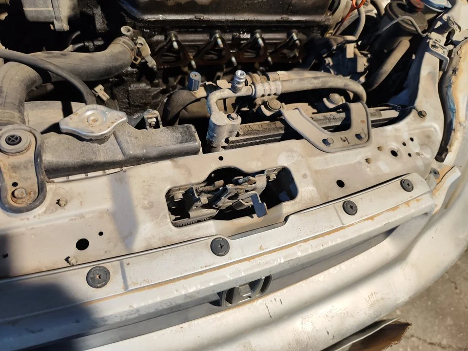 Foto de CERRADURA CAPO HONDA CIVIC COUPÉ (EJ6/8) 1.6 CAT (105 CV / 77 KW) referencia 74120S04505