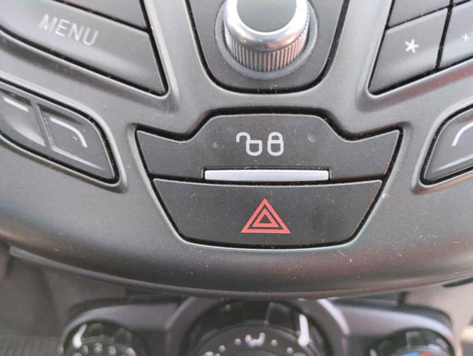 Foto de WARNING FORD FIESTA (CNN) 1.5 TDCi CAT (75 CV / 55 KW)