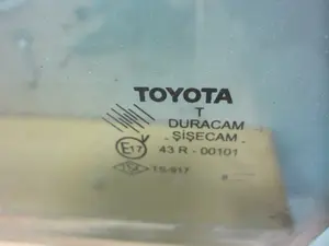 Foto de LUNA TRASERA IZQUIERDA TOYOTA COROLLA VERSO (R1) 2.2 Turbodiesel CAT (136 CV / 100 KW) referencia 43R00101 foto 2