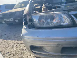 Foto de FARO DERECHO NISSAN ALMERA (N15) 2.0 Diesel (75 CV / 55 KW)