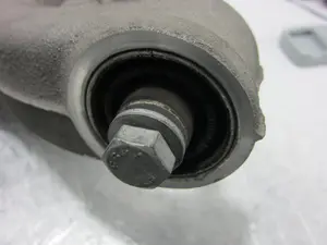 Foto de BRAZO SUSPENSION INFERIOR TRASERO DERECHO PORSCHE MACAN (95BA) referencia 8R0505312F foto 5