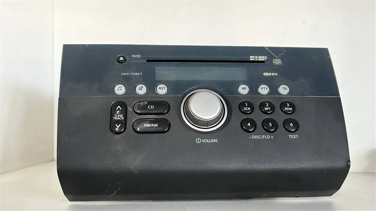 Foto de SISTEMA AUDIO / RADIO CD SUZUKI SWIFT (AZ) referencia CQMX0673G