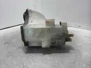 Foto de DEPOSITO LIMPIA BMW SERIE 3 BERLINA (E46) 3.0 24V Turbodiesel CAT (184 CV / 135 KW) referencia 61667007970 foto 3