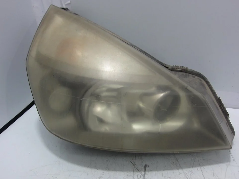 Foto de FARO DERECHO RENAULT ESPACE IV (JK0) 2.2 dCi Turbodiesel (150 CV / 110 KW) referencia 8200006664