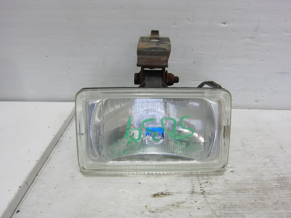 Foto de FARO ANTINIEBLA DERECHO CHRYSLER JEEP GR.CHEROKEE (ZJ)/(Z) 5.2 V8 CAT (211 CV / 155 KW) referencia 0444442