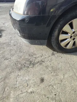 Foto de PARAGOLPES DELANTERO OPEL VECTRA C BERLINA 2.2 16V DTI CAT (Y 22 DTR / L50) (125 CV / 92 KW) foto 2