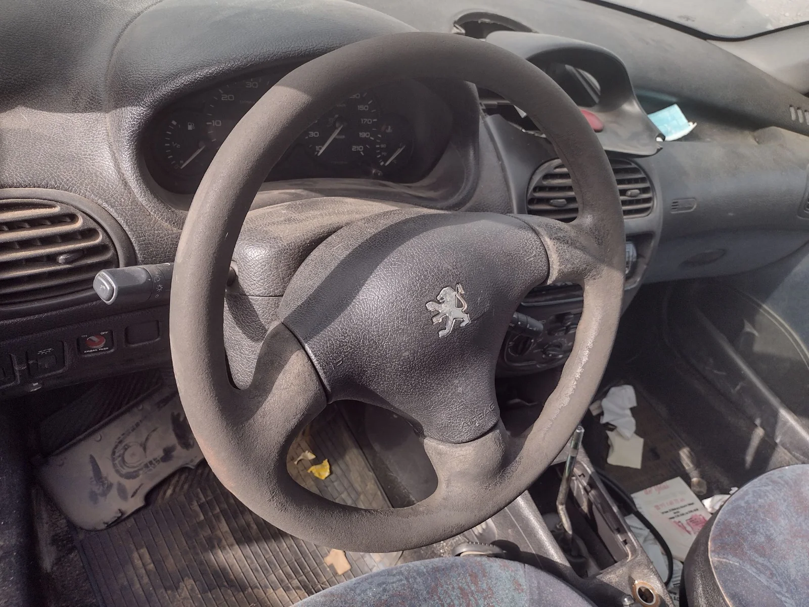 Foto de MANDO INTERMITENTES PEUGEOT 206 1.9 Diesel (69 CV / 51 KW)
