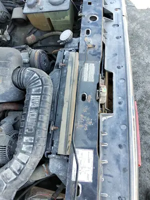 Foto de PANEL FRONTAL FORD EXPLORER (UN46) 4.0 V6 CAT (156 CV / 115 KW)