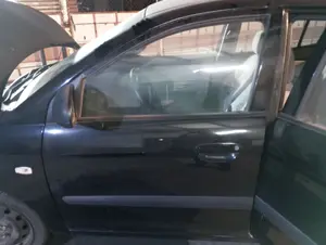 Foto de PUERTA DELANTERA IZQUIERDA KIA PICANTO (SA) 1.1 CAT (65 CV / 48 KW) referencia 7600307010