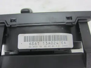 Foto de MANDO LUCES FORD FIESTA (CBK) 1.3 CAT (69 CV / 51 KW) referencia 6S6T13A024EA foto 2