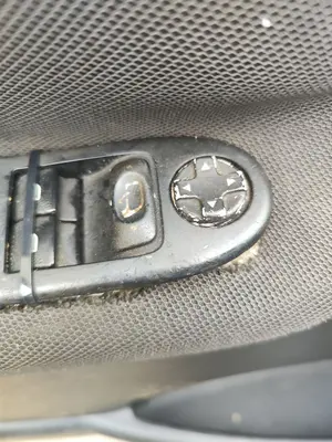 Foto de MANDO RETROVISOR PEUGEOT 207 CC CABRIO-COUPÉ 1.6 16V (120 CV / 88 KW)