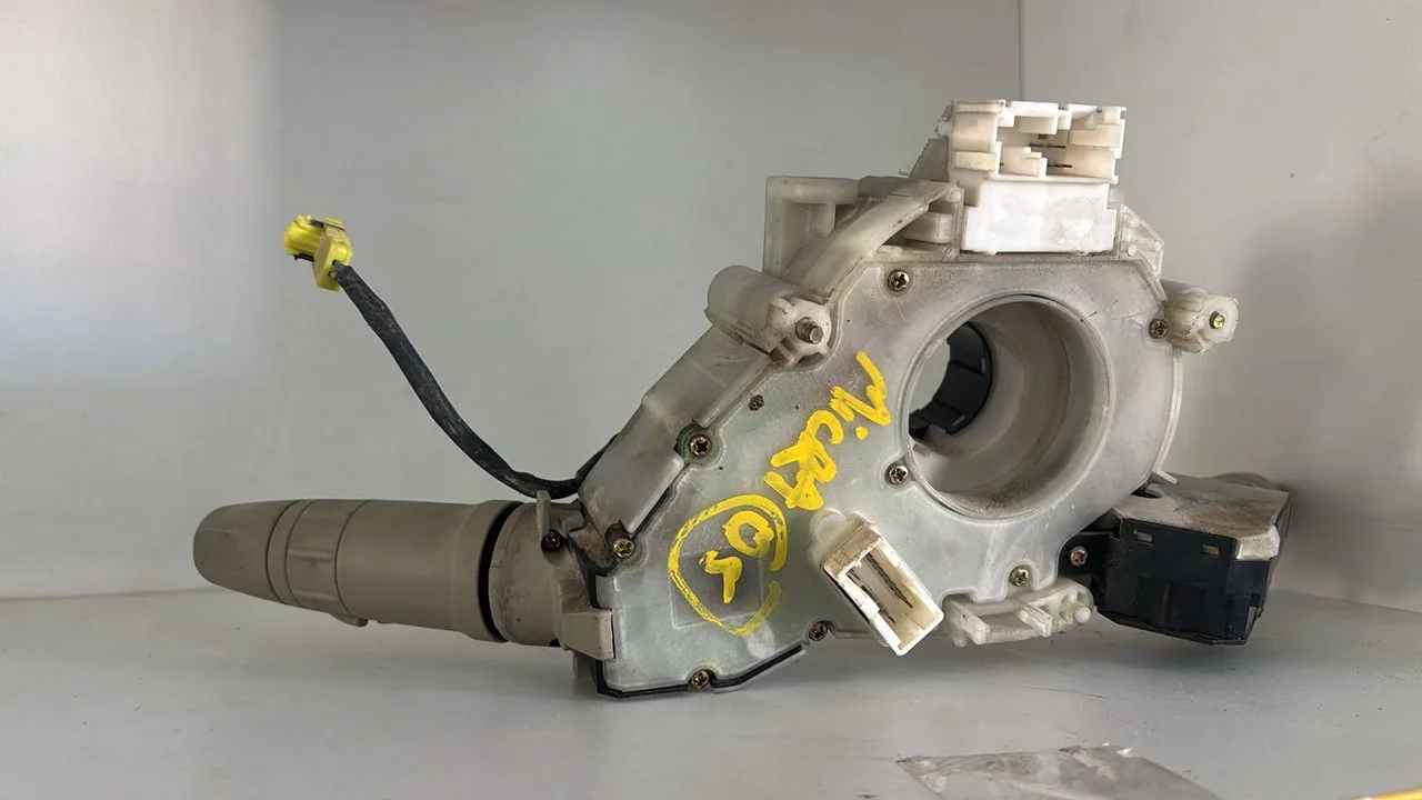 Foto de MANDO MULTIFUNCION NISSAN MICRA (K12E) referencia 25560AX722