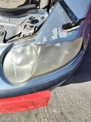 Foto de FARO IZQUIERDO ALFA ROMEO 147 (190) 1.9 JTD CAT (110 CV / 81 KW) foto 2
